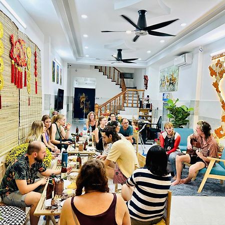 Aloha Saigon Premium Hostel By Local Travel Experts - Newly Opened, Less-Touristy Location, Spacious Rooms, Glass Shower Bathroom, Free Breakfast & Walking Tour 호치민 외부 사진