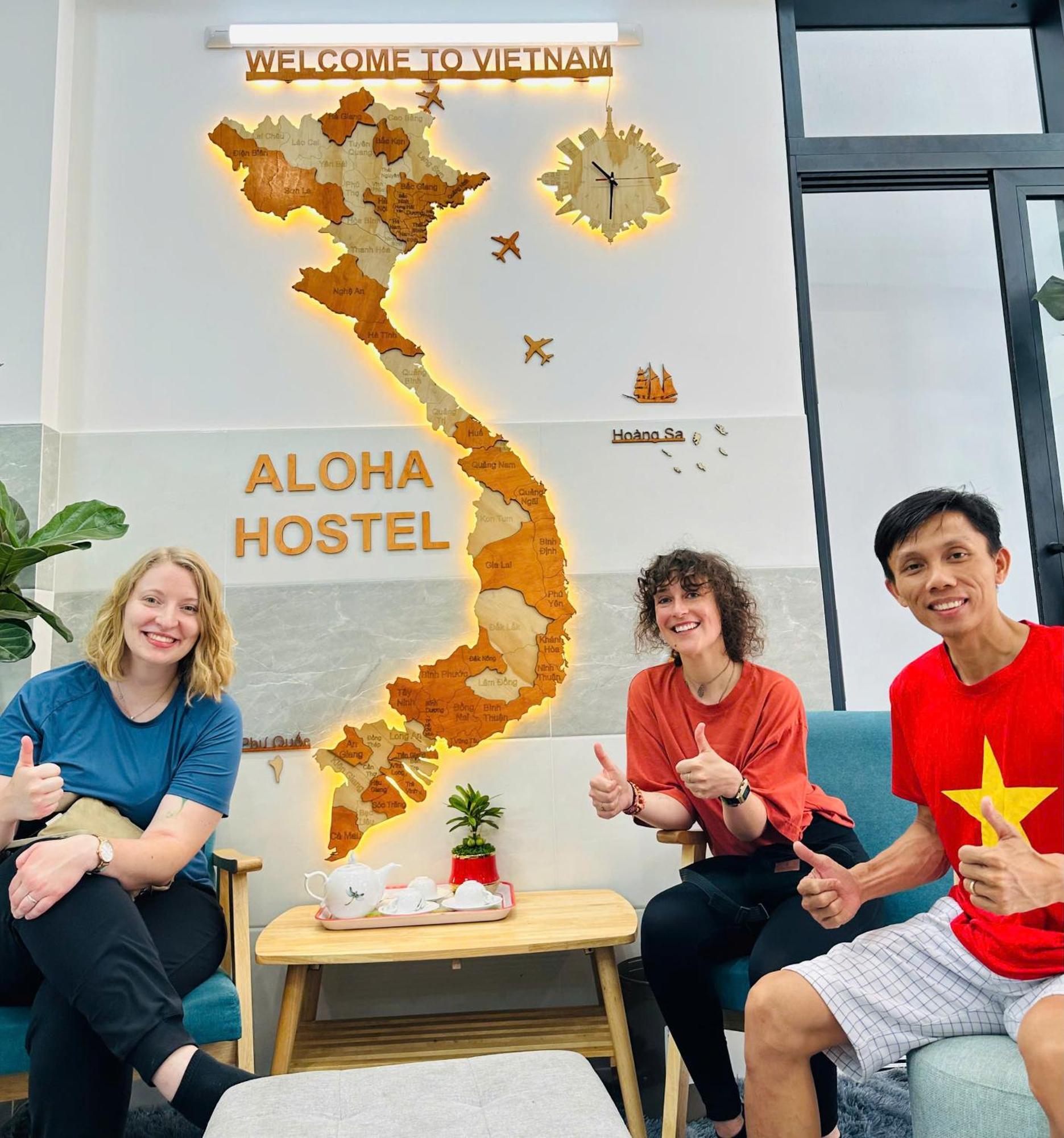Aloha Saigon Premium Hostel By Local Travel Experts - Newly Opened, Less-Touristy Location, Spacious Rooms, Glass Shower Bathroom, Free Breakfast & Walking Tour 호치민 외부 사진