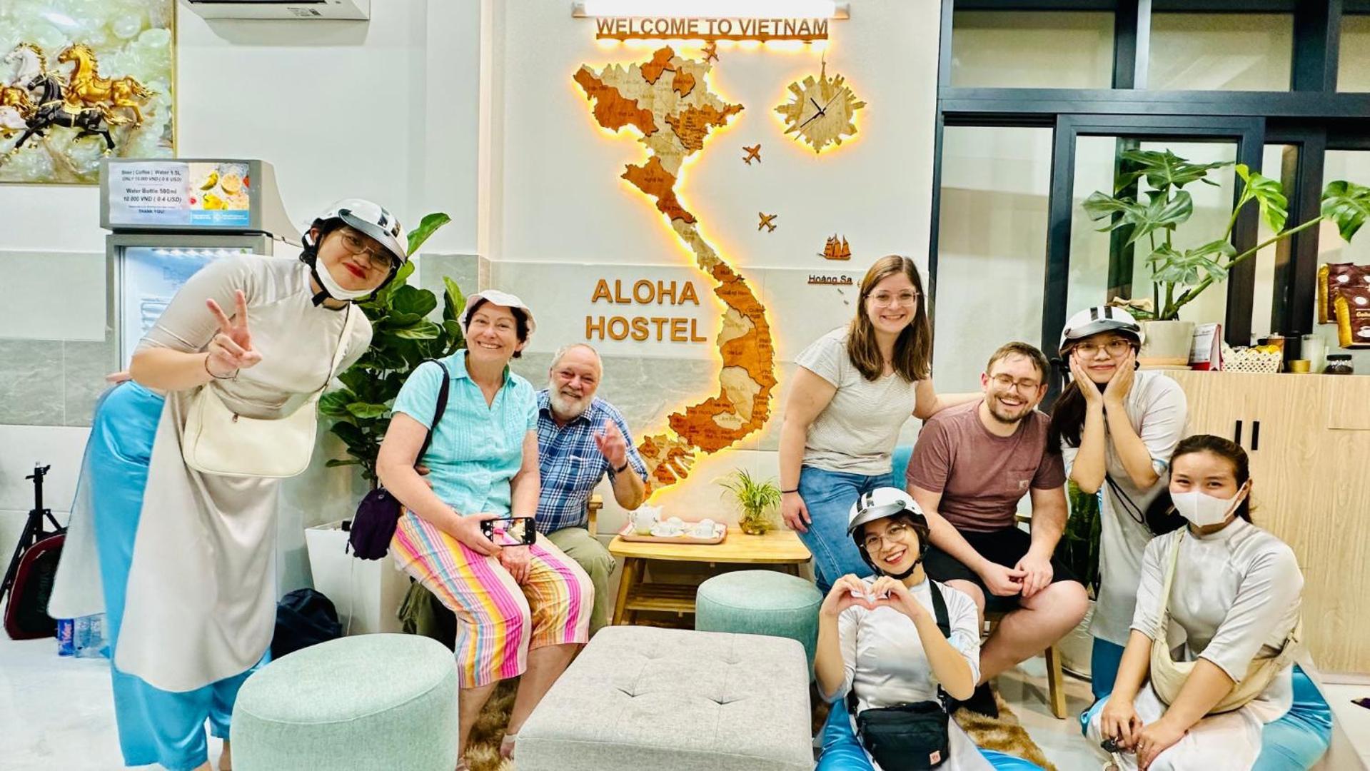 Aloha Saigon Premium Hostel By Local Travel Experts - Newly Opened, Less-Touristy Location, Spacious Rooms, Glass Shower Bathroom, Free Breakfast & Walking Tour 호치민 외부 사진