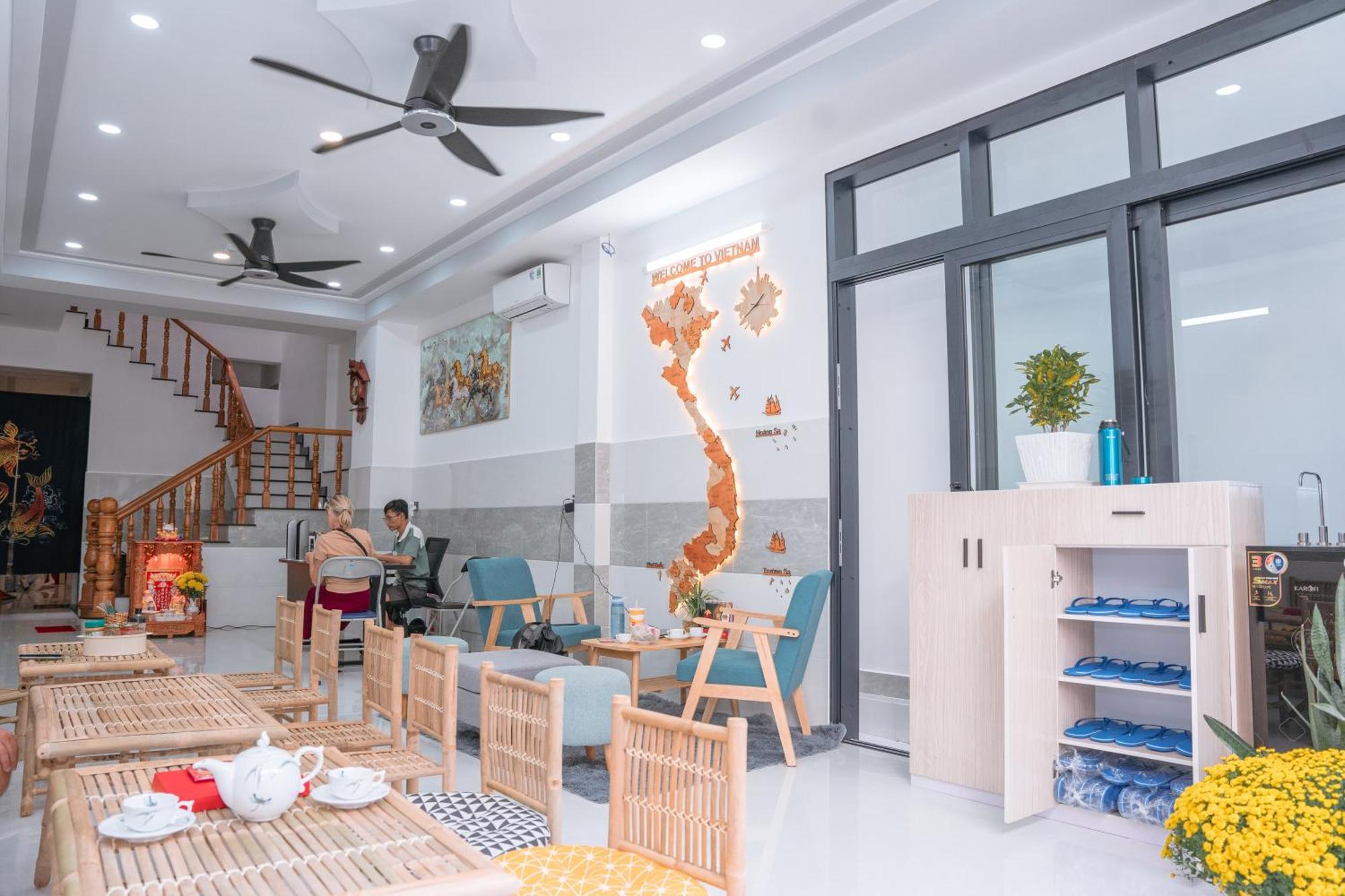 Aloha Saigon Premium Hostel By Local Travel Experts - Newly Opened, Less-Touristy Location, Spacious Rooms, Glass Shower Bathroom, Free Breakfast & Walking Tour 호치민 외부 사진