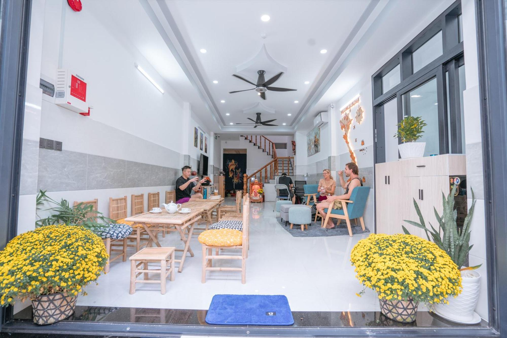 Aloha Saigon Premium Hostel By Local Travel Experts - Newly Opened, Less-Touristy Location, Spacious Rooms, Glass Shower Bathroom, Free Breakfast & Walking Tour 호치민 외부 사진