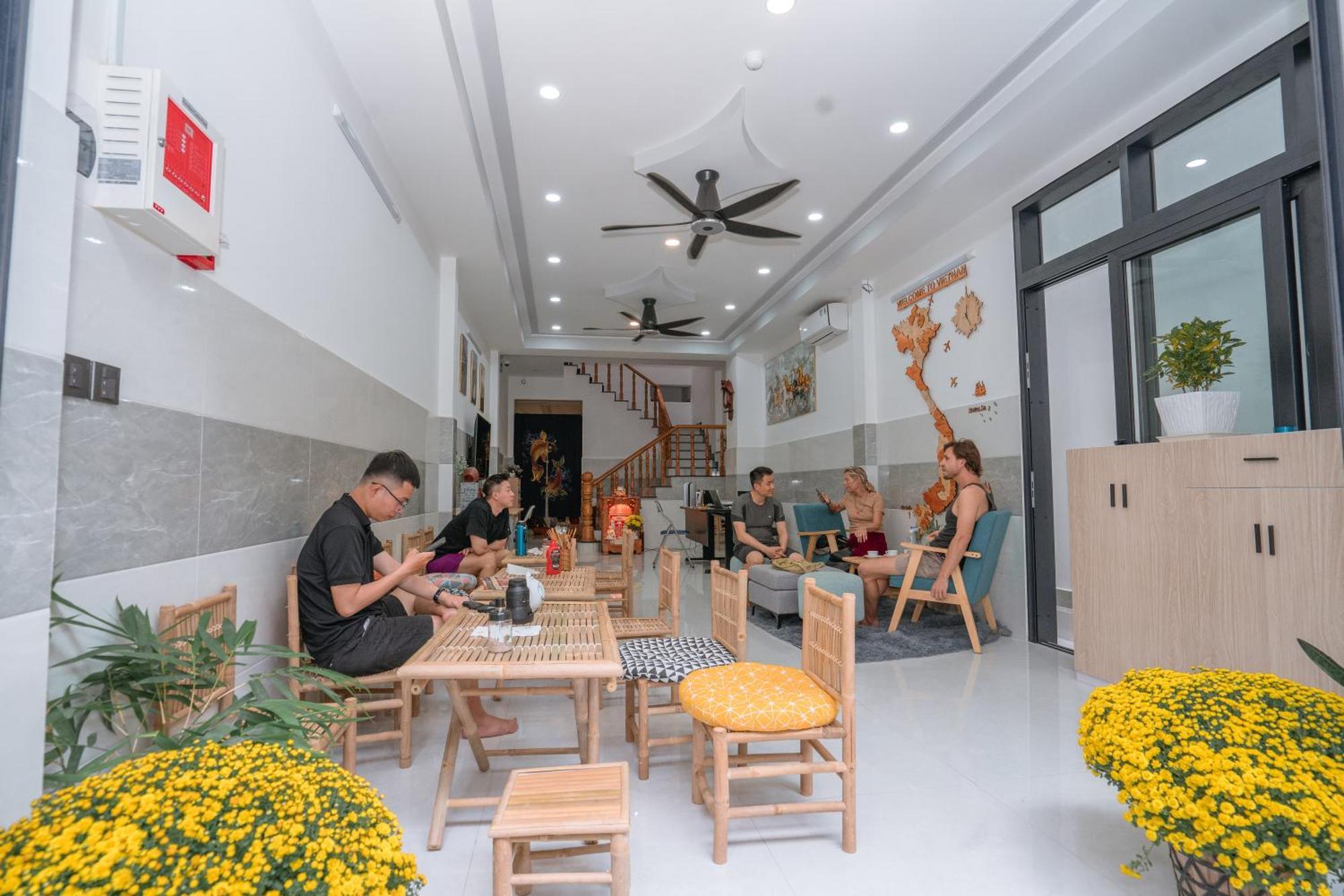 Aloha Saigon Premium Hostel By Local Travel Experts - Newly Opened, Less-Touristy Location, Spacious Rooms, Glass Shower Bathroom, Free Breakfast & Walking Tour 호치민 외부 사진