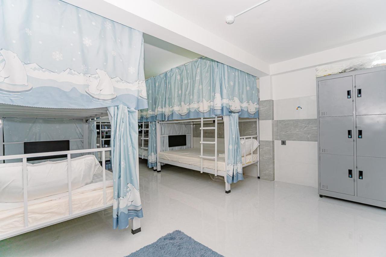 Aloha Saigon Premium Hostel By Local Travel Experts - Newly Opened, Less-Touristy Location, Spacious Rooms, Glass Shower Bathroom, Free Breakfast & Walking Tour 호치민 외부 사진
