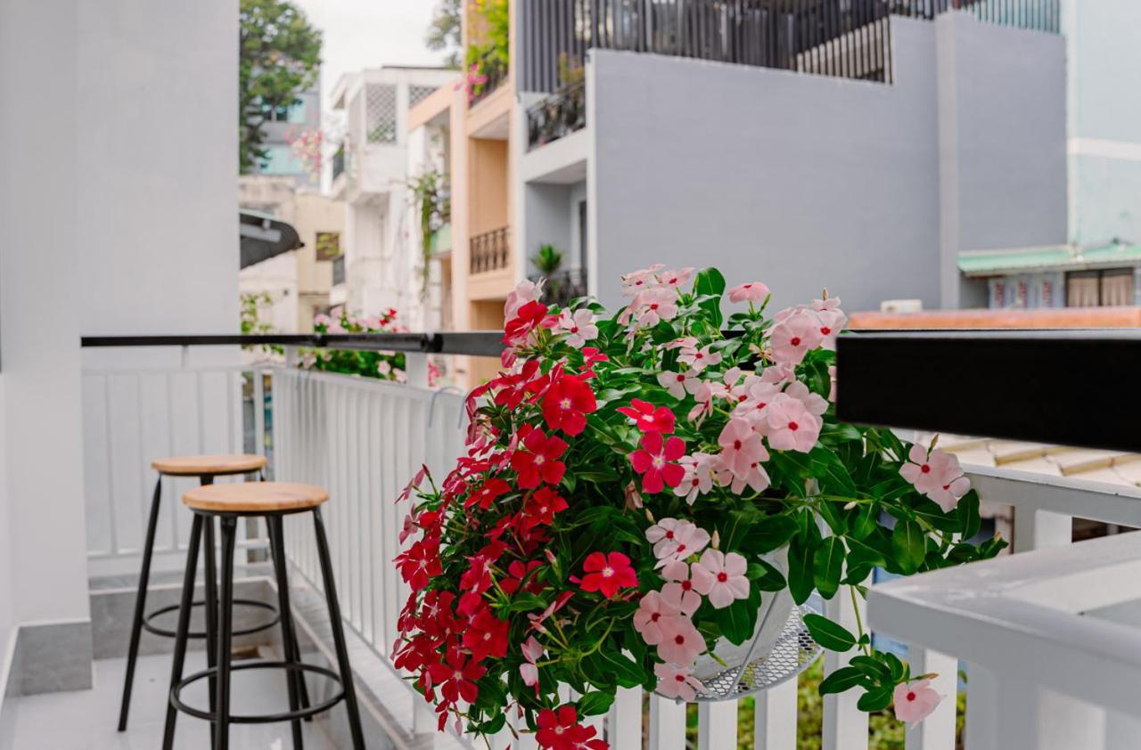 Aloha Saigon Premium Hostel By Local Travel Experts - Newly Opened, Less-Touristy Location, Spacious Rooms, Glass Shower Bathroom, Free Breakfast & Walking Tour 호치민 외부 사진