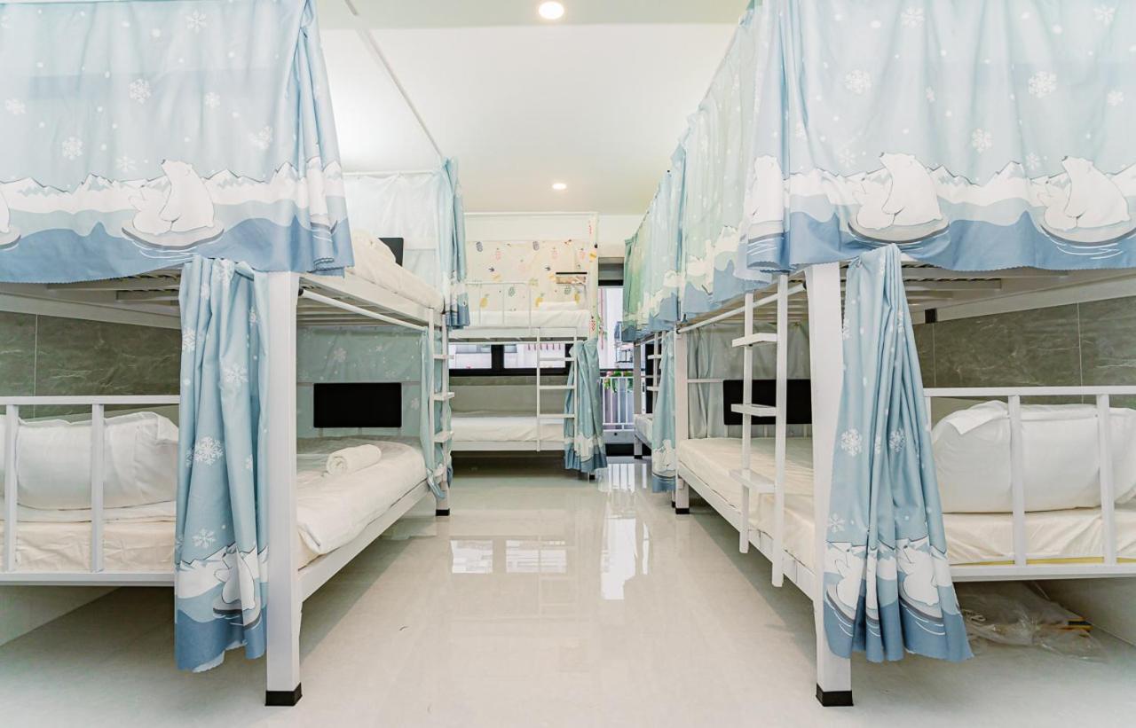 Aloha Saigon Premium Hostel By Local Travel Experts - Newly Opened, Less-Touristy Location, Spacious Rooms, Glass Shower Bathroom, Free Breakfast & Walking Tour 호치민 외부 사진