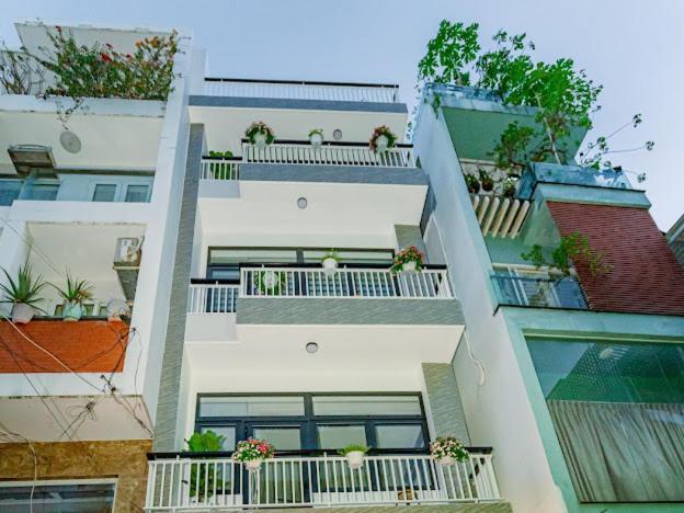Aloha Saigon Premium Hostel By Local Travel Experts - Newly Opened, Less-Touristy Location, Spacious Rooms, Glass Shower Bathroom, Free Breakfast & Walking Tour 호치민 외부 사진